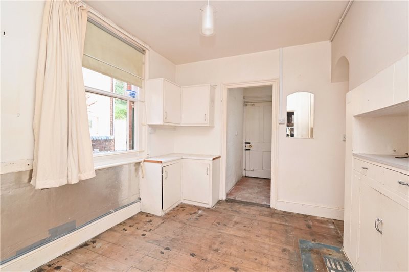 Chequers Road, Basingstoke, Hampshire, RG21