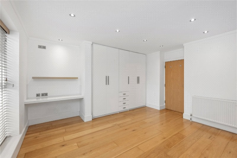 Holloway Road, London, N7