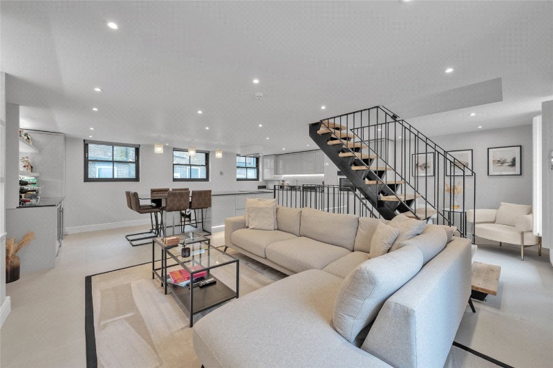 Chippenham Mews, London, W9