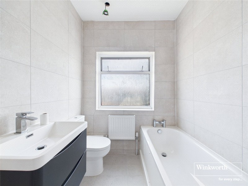 Wakemans Hill Avenue, Kingsbury, London, NW9