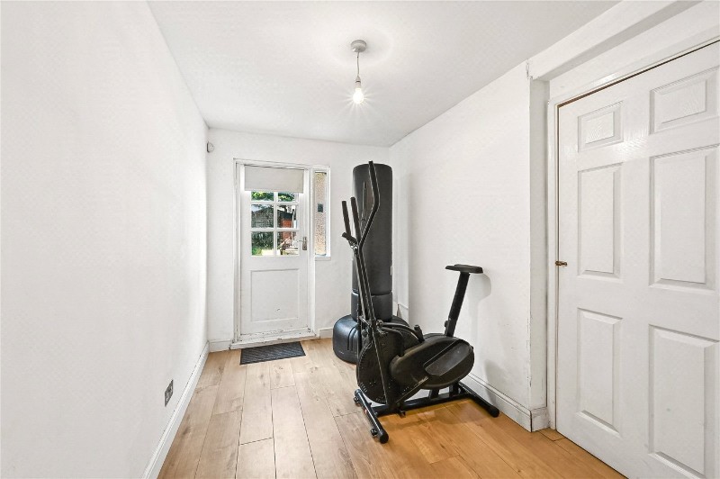 Mead Way, Bromley, BR2