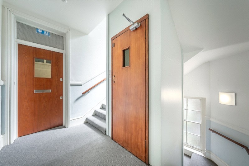 Maida Avenue, London, W2