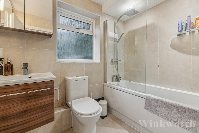 New Cross Road, London, SE14