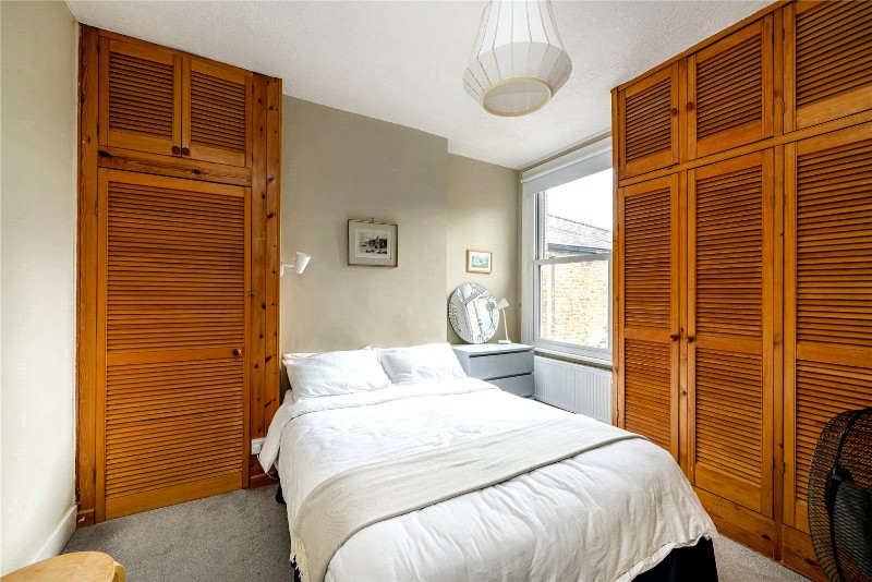 Kelfield Gardens, London, W10