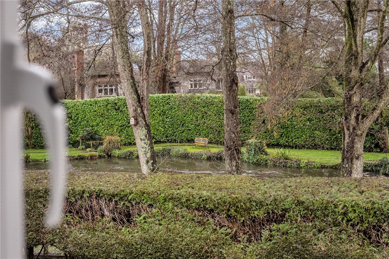 Millstream Rise, Romsey, Hampshire, SO51