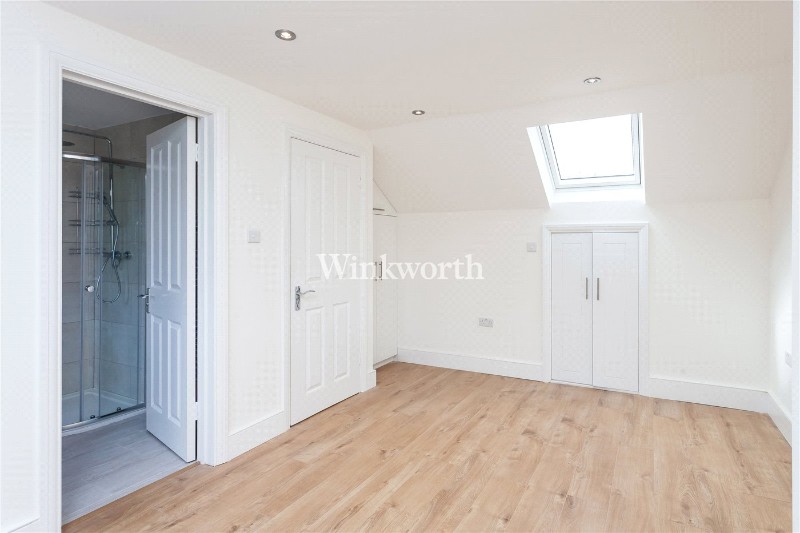 Elmcroft Crescent, London, NW11