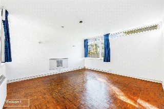Park Road, London, W4