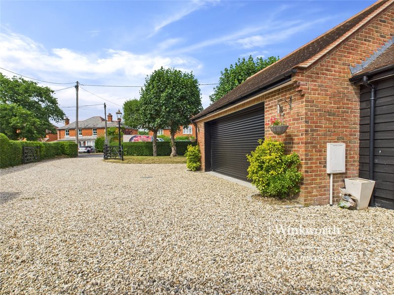 Victoria Road, Mortimer Common, Reading, Berkshire, RG7