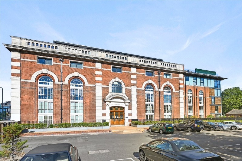 Bazalgette Court, Great West Road, London, W6