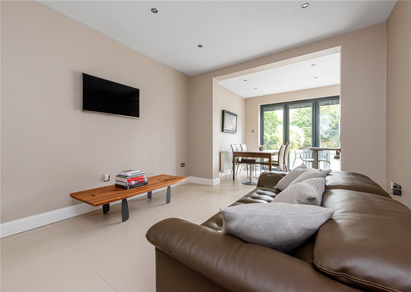 Lennox Gardens, London, NW10