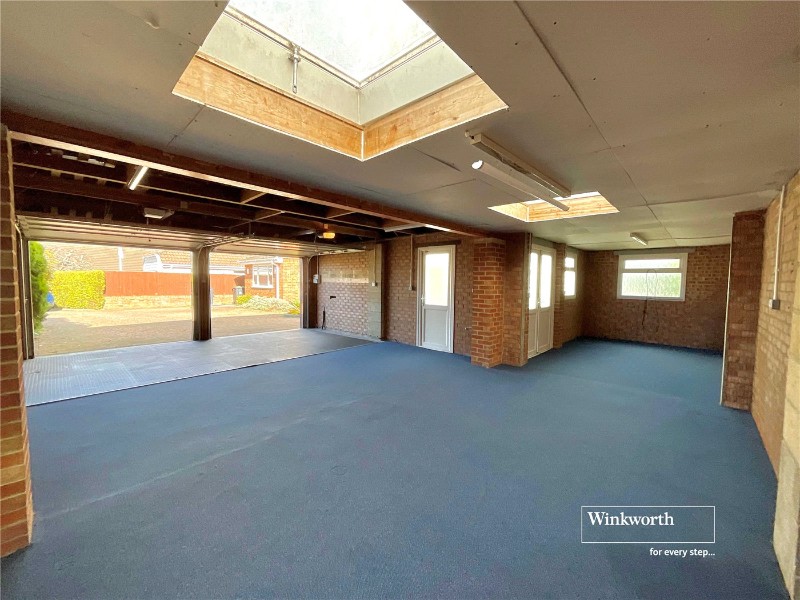 Vecta Close, Friars Cliff, Christchurch, Dorset, BH23
