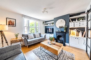 Edward Road, Farnham, Surrey, GU9