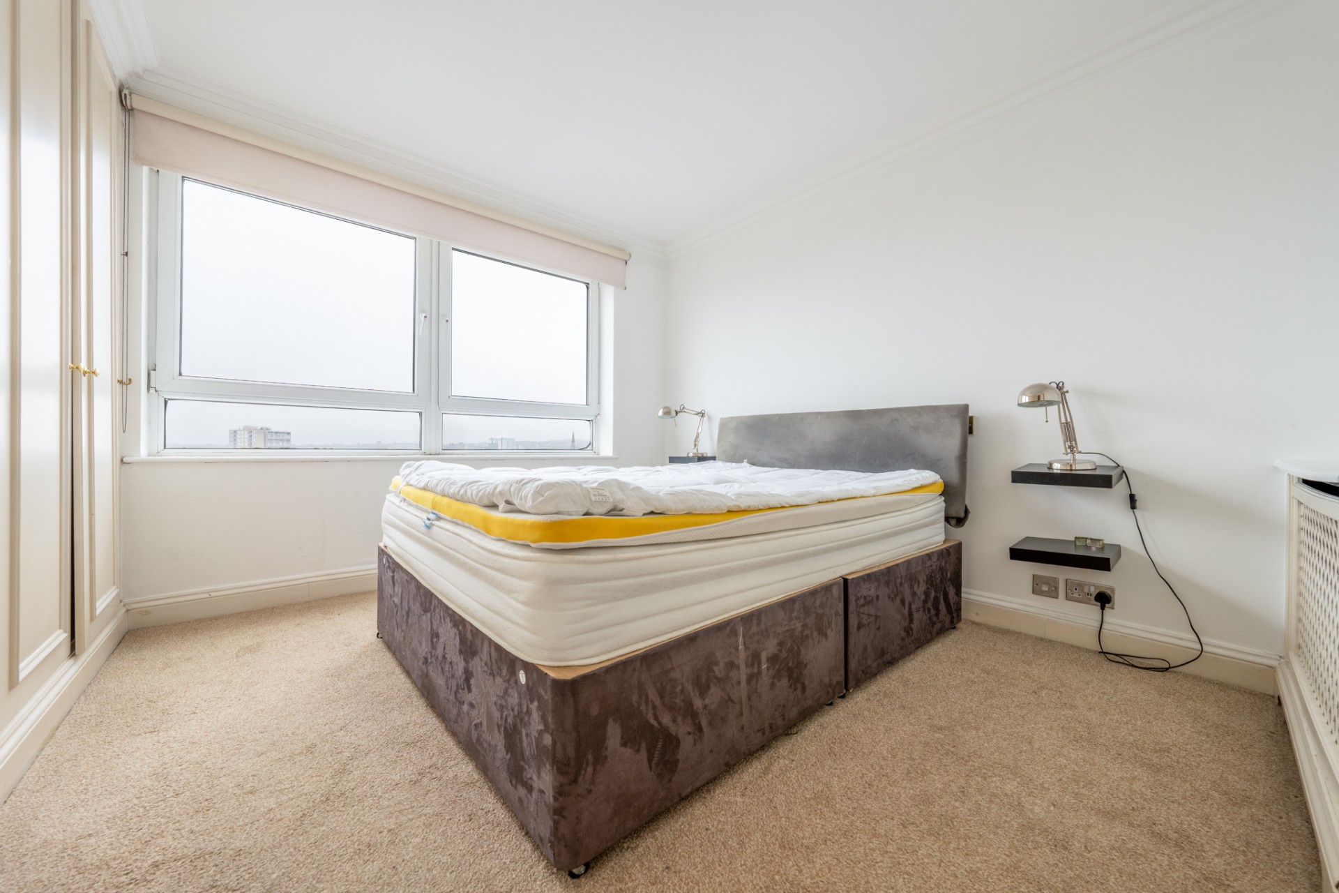2 bedroom property for sale in Stuart Tower, 105 Maida Vale, London, W9