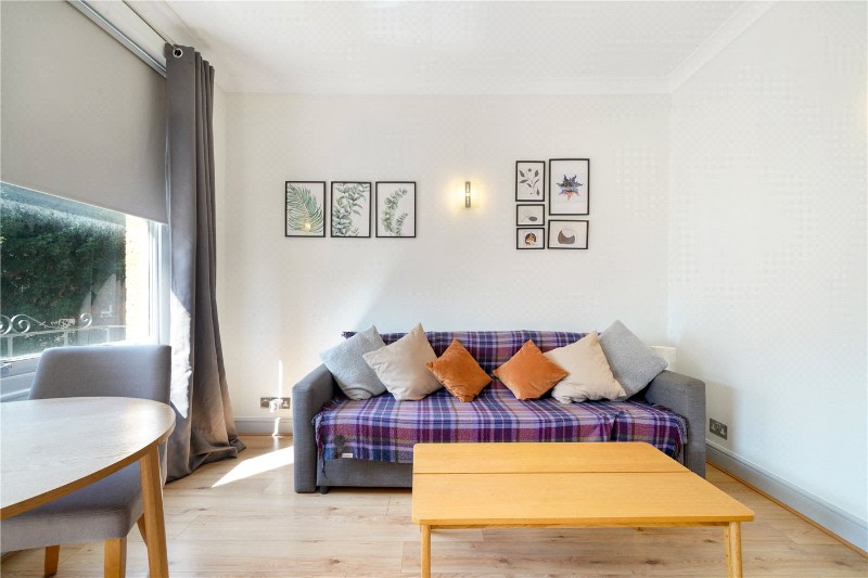 Falkland Road, London, NW5