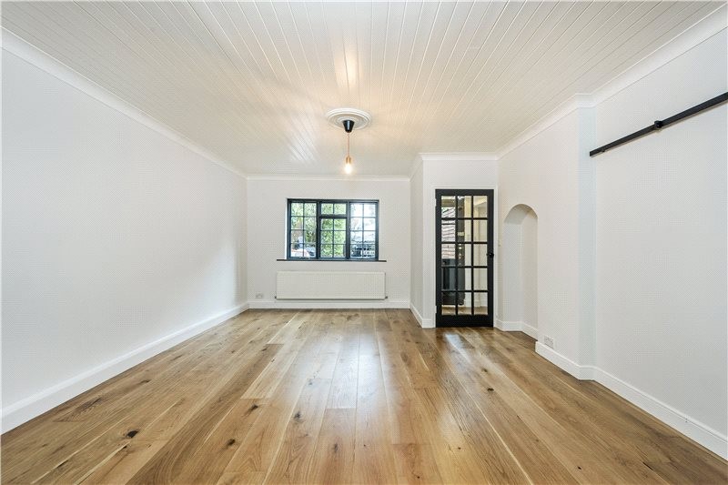 Castelnau, Barnes, London, SW13