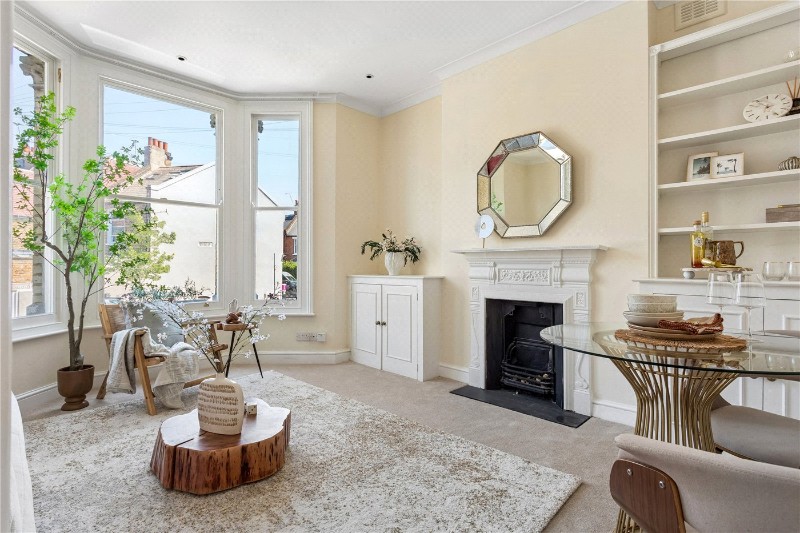 Rossiter Road, London, SW12