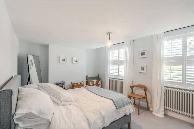 Henslowe Road, East Dulwich, London, SE22