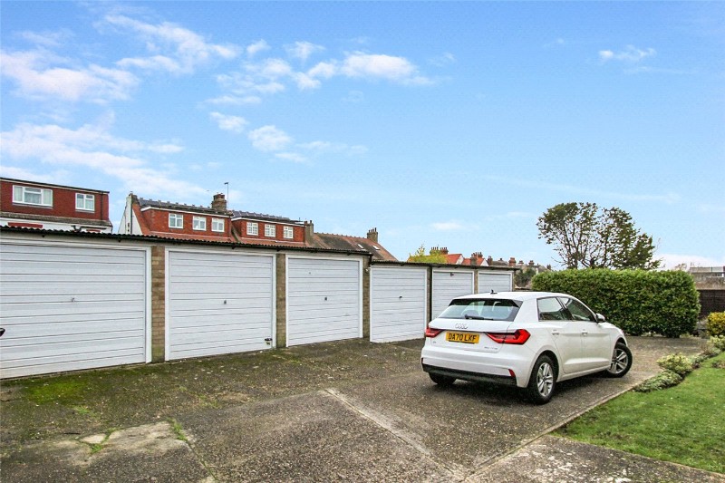 Chalkwell Park Drive, Leigh-on-Sea, Essex, SS9