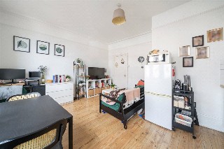 London Road, London, SW17