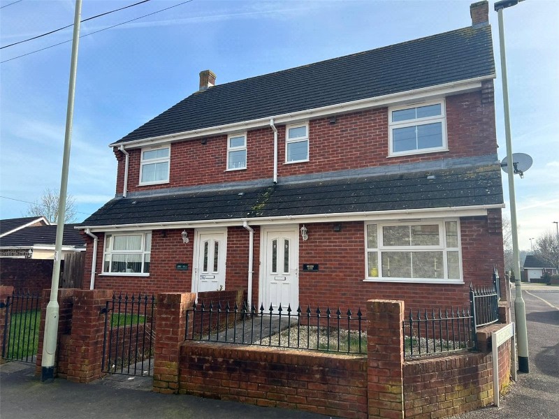 Queens Gate, Brook Road, Cullompton, Devon, EX15