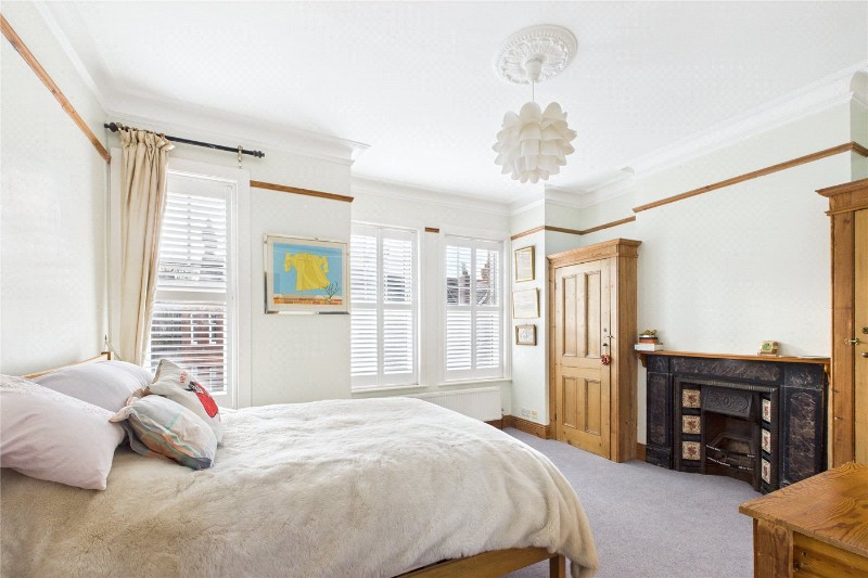 Amesbury Avenue, London, SW2