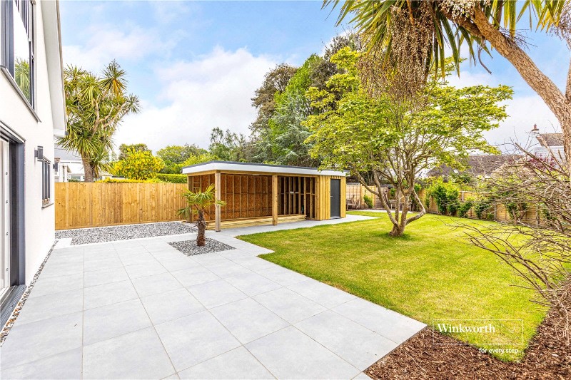 Wellington Avenue, Christchurch, Dorset, BH23