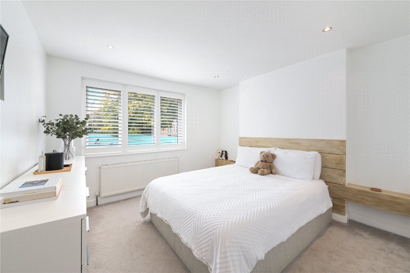 Long Walk, Epsom, Surrey, KT18