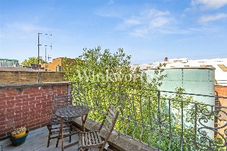High Road, London, N17