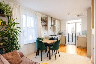 Smeaton Road, London, SW18