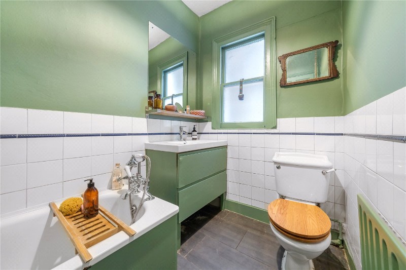 Overhill Road, East Dulwich, London, SE22