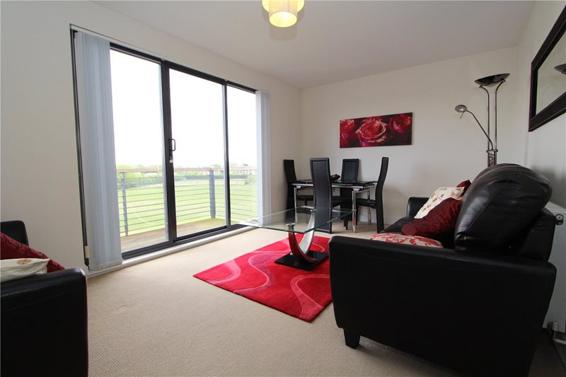Victoria Court, Kingsbridge Avenue, London, W3