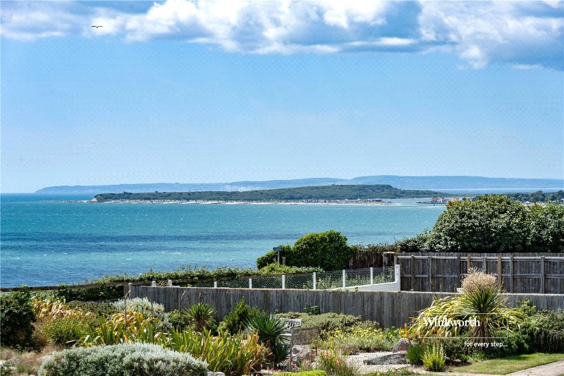 Wharncliffe Road, Highcliffe, Christchurch, Dorset, BH23