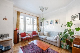 Hewitt Avenue, London, N22