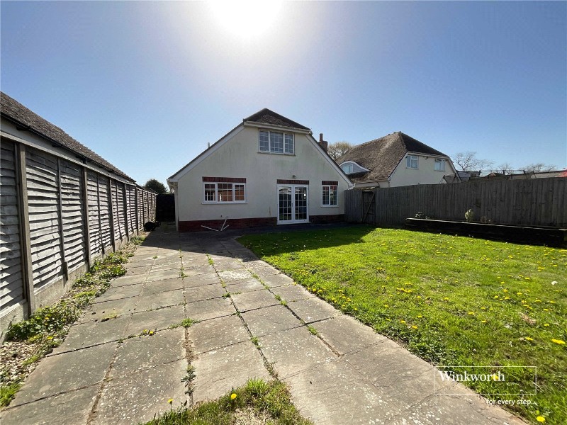 Somerford Avenue, Highcliffe, Dorset, BH23