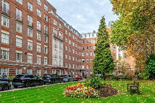 Eyre Court, Finchley Road, St John&#39;s Wood, London, NW8