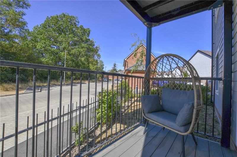 Barns Road, Finchwood Park, Wokingham, Berkshire, RG40
