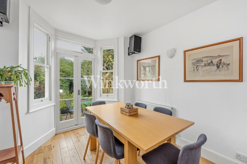 Effingham Road, London, N8