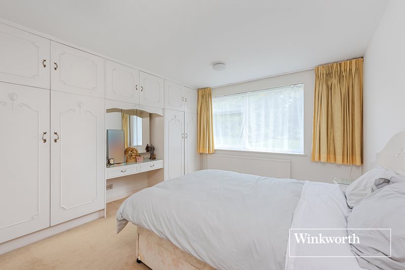 Hendon Lane, Finchley, London, N3