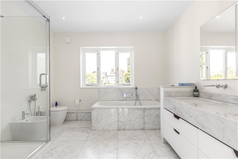Beverley Close, Barnes, London, SW13