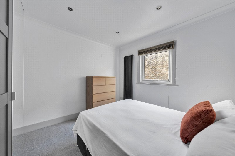 Agincourt Road, London, NW3