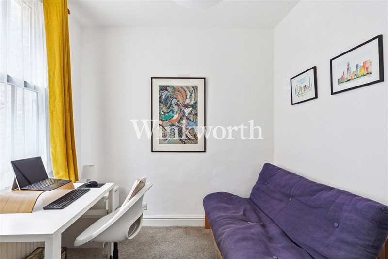 Victoria Crescent, London, N15