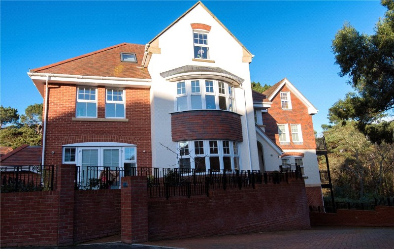 Pineridge, 17 Rosemount Road, Bournemouth, Dorset, BH4