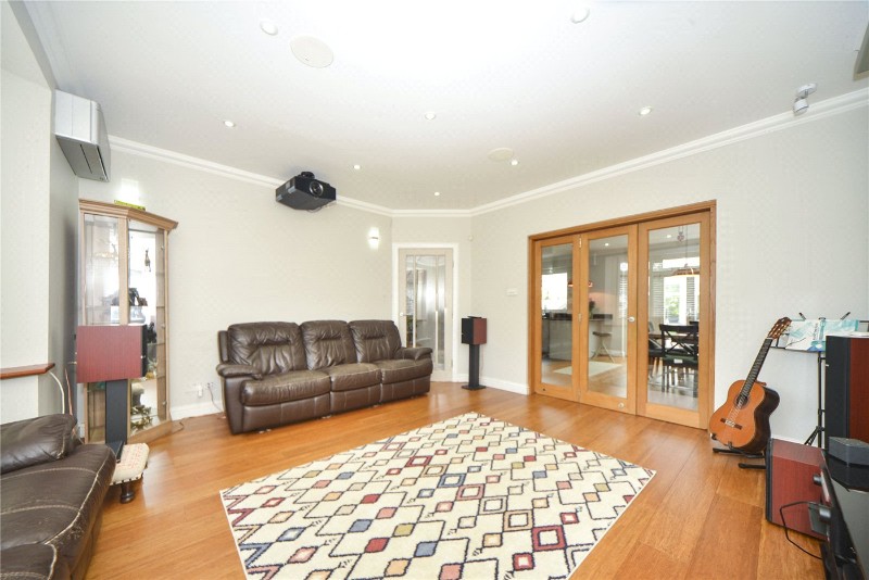 Cedarhurst Drive, London, SE9