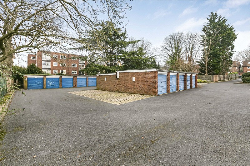 Oakwood Avenue, Beckenham, BR3