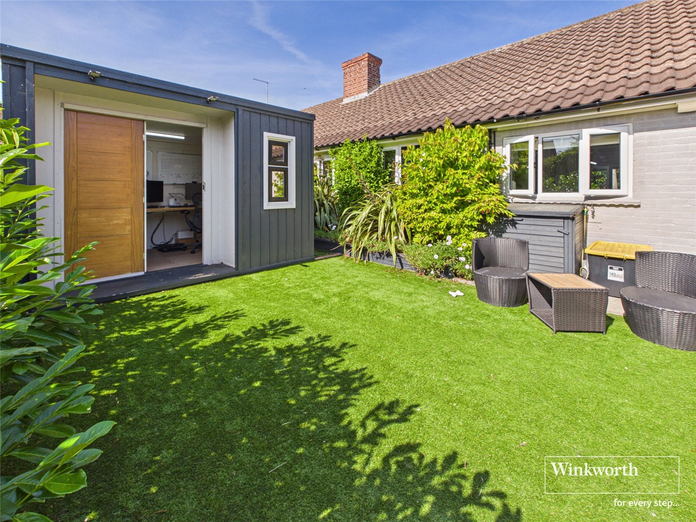 Breach Square, Priory Avenue, Hungerford, Berkshire, RG17