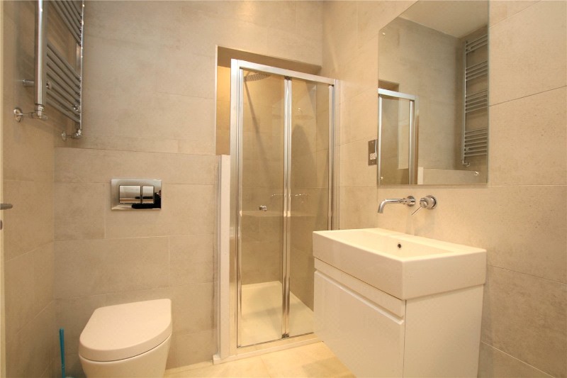London Road, Reading, Berkshire, RG1