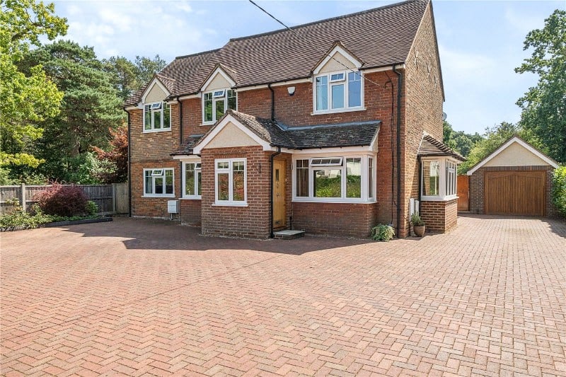 Seale Lane, Seale, Farnham, Surrey, GU10