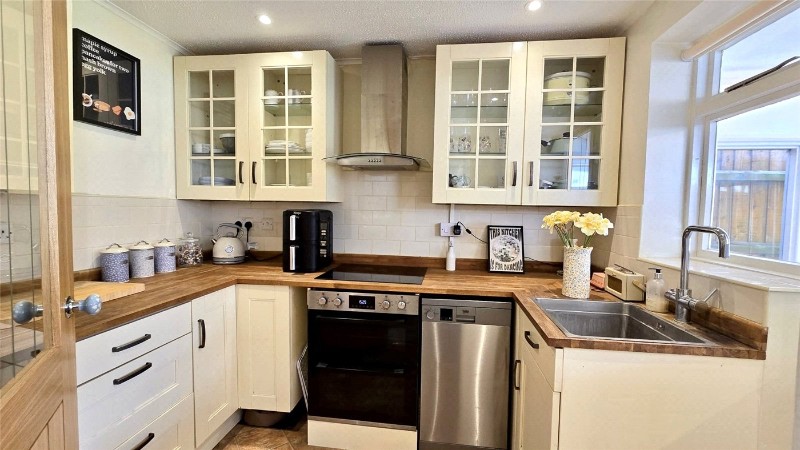 Earlswood Drive, Alderholt, Fordingbridge, Dorset, SP6