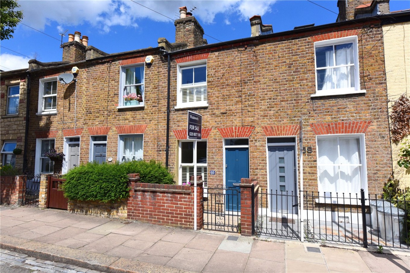 2 bedroom property for sale in Longfield Street, London, SW18 (Ref SOU180156) £625,000
