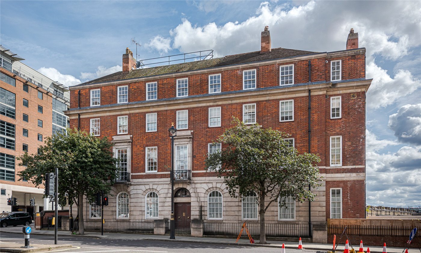 Ebury Bridge Road, London, SW1W